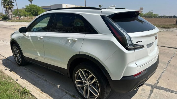 Cadillac XT4 SPORT 2023