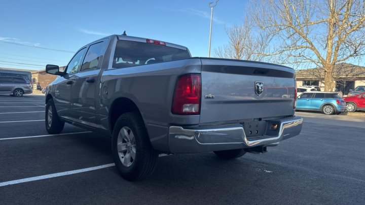 RAM 1500 SLT 2023