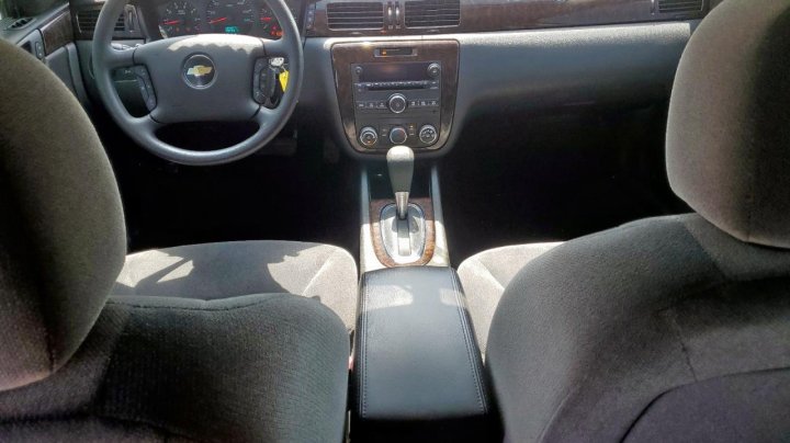 Chevrolet Impala LS 2015