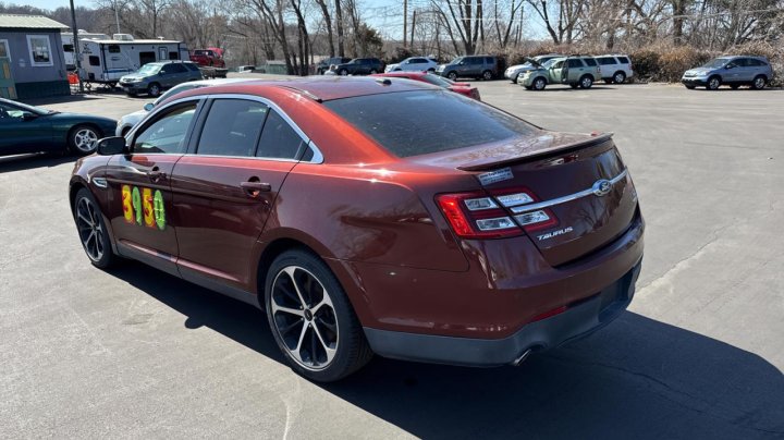 Ford TAURUS SEL 2015