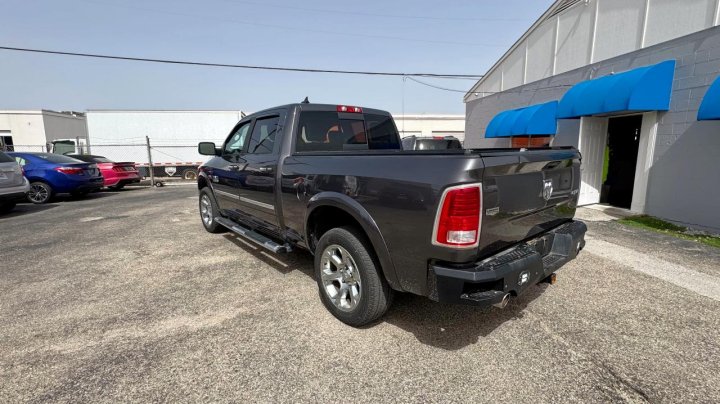 RAM 1500 LARAMIE 2016