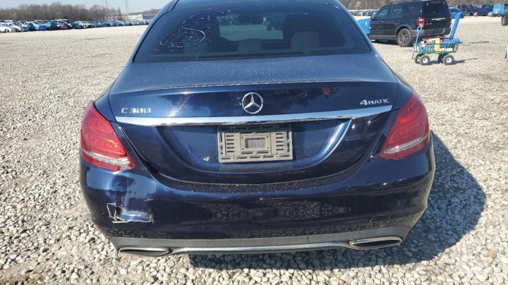 Mercedes-Benz C-Class 300 4MATIC 2015