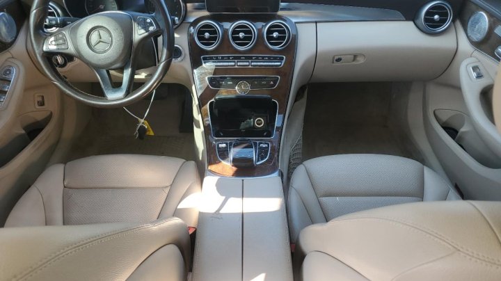 Mercedes-Benz C-Class 300 4MATIC 2015