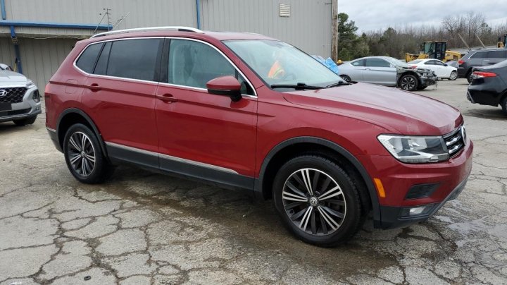 Volkswagen Tiguan SE 2018