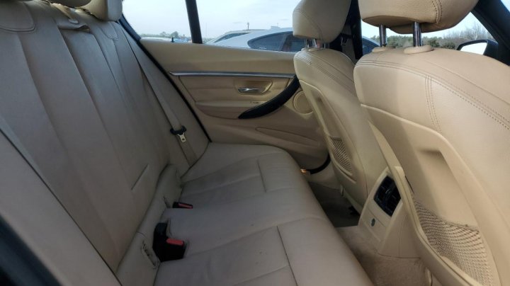 BMW 3 Series I SULEV 2016