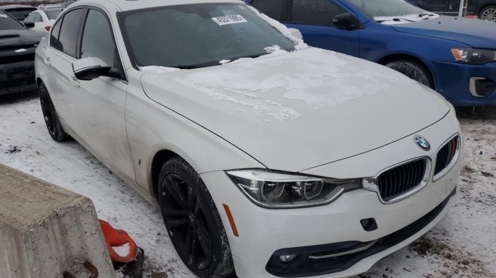 BMW 3 Series  2018