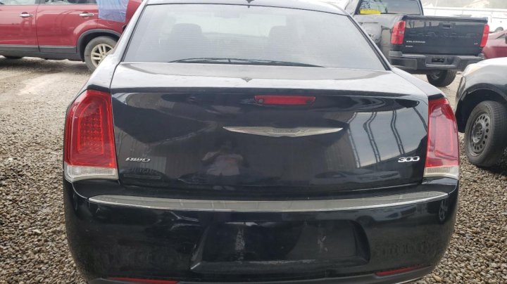 CHRYSLER 300 LIMITED 2017
