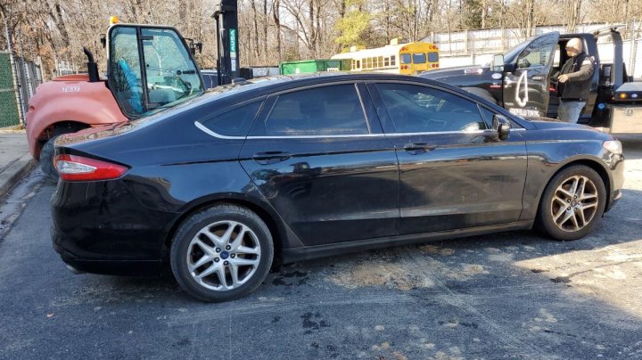 Ford FUSION SE 2016