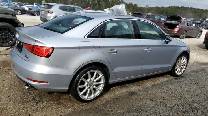 Audi A3 PREMIUM PLUS 2016