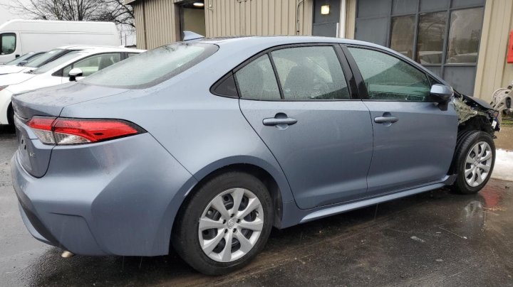 Toyota Corolla LE 2021