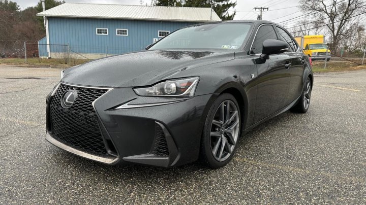 Lexus IS 300 2019