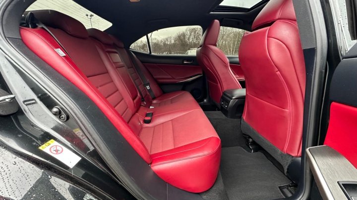 Lexus IS 300 2019