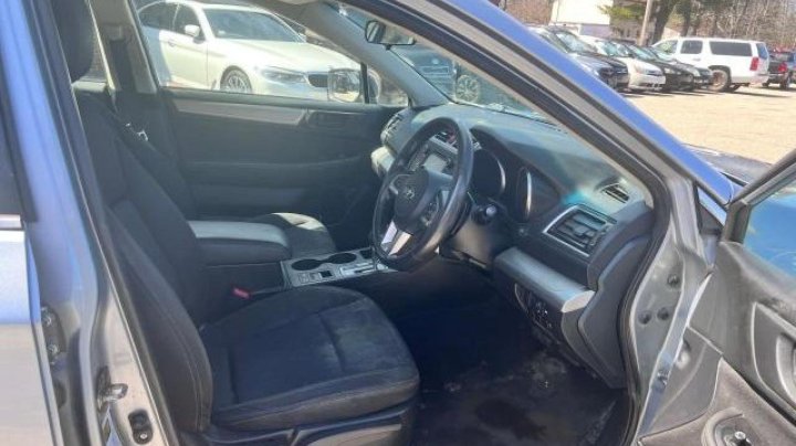 Subaru Legacy 2.5I 2015