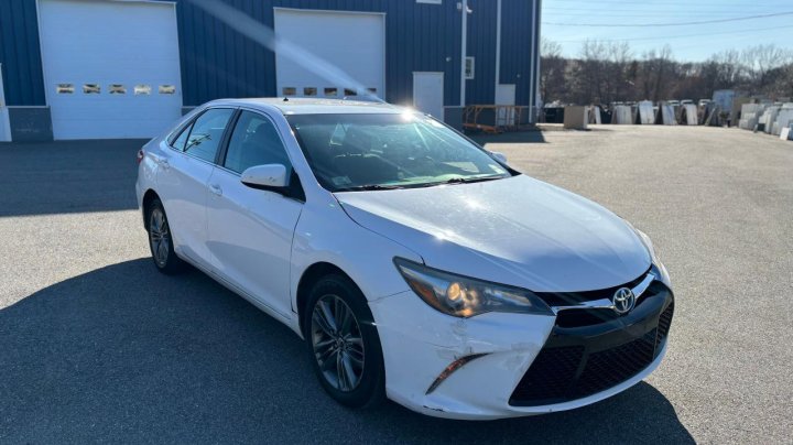 Toyota Camry LE 2017