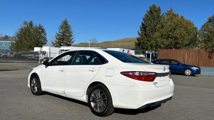 Toyota Camry LE 2017