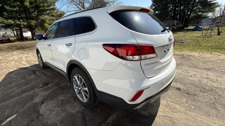 Hyundai Santa Fe SE 2017