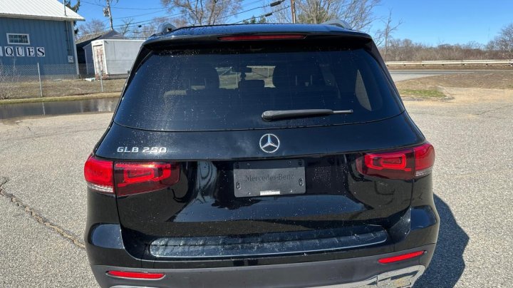 Mercedes-Benz GLB-Class 250 2020