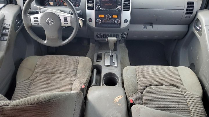 Nissan Frontier SV 2015