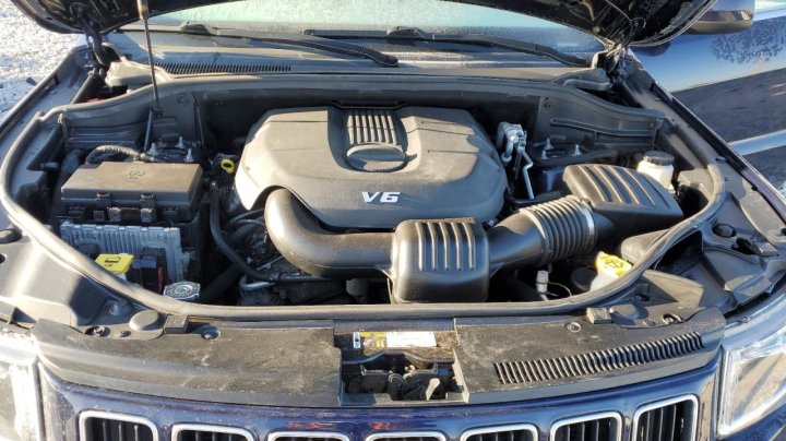 JEEP Grand Cherokee LAREDO 2015