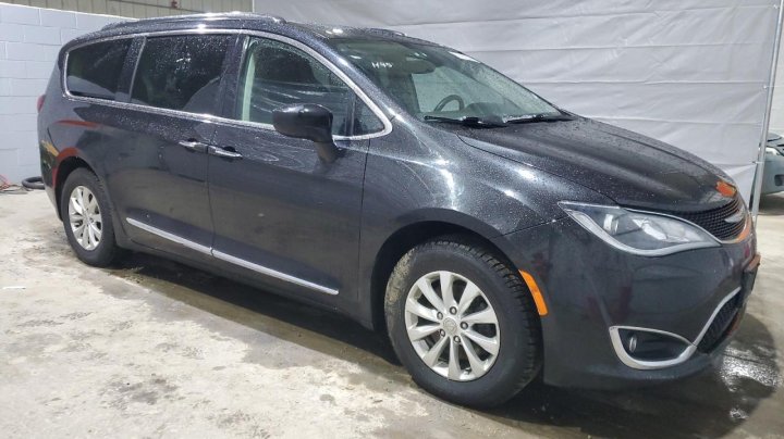 CHRYSLER Pacifica TOURING L 2018