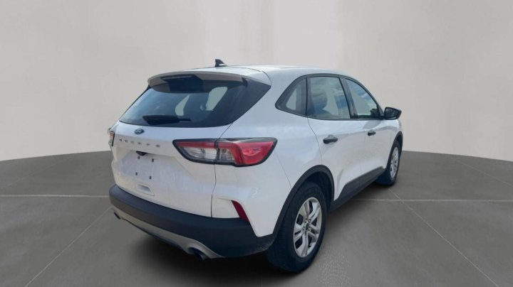 Ford Escape S 2022