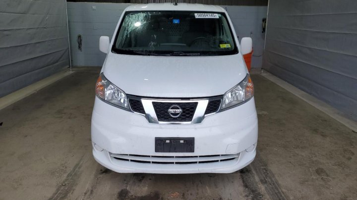 Nissan NV 2.5S 2018