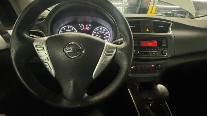 Nissan Sentra S 2017