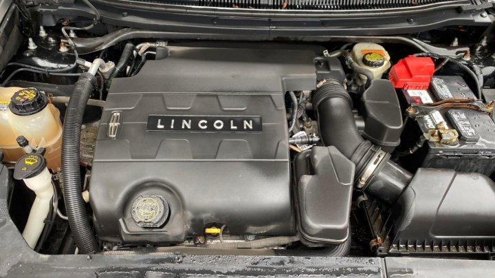 Lincoln MKT  2016