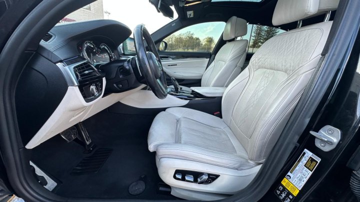 BMW 5 Series  2018