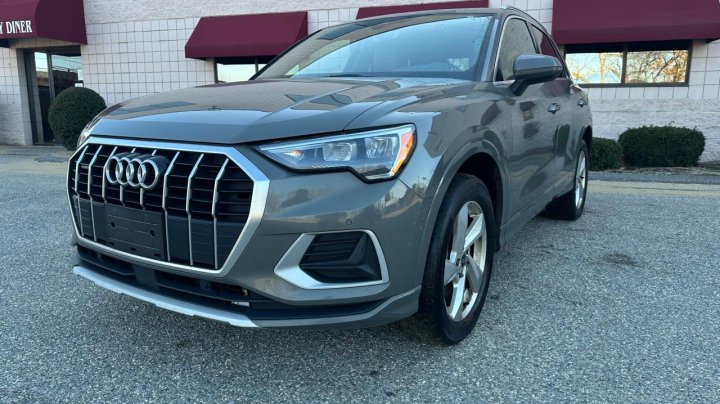 Audi Q3 PREMIUM 40 2021