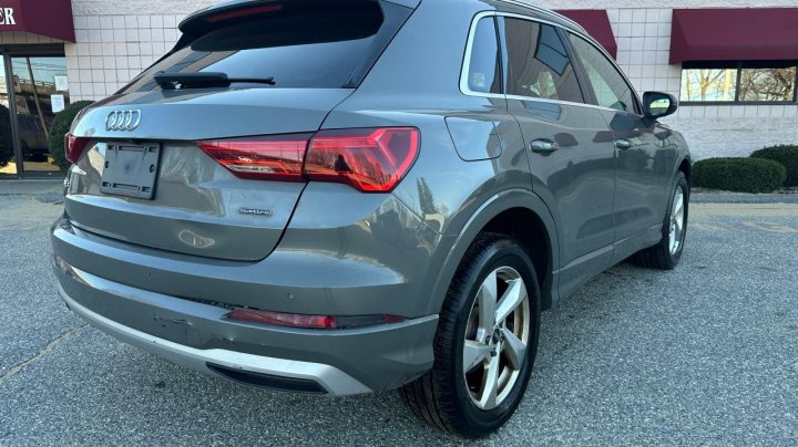 Audi Q3 PREMIUM 40 2021