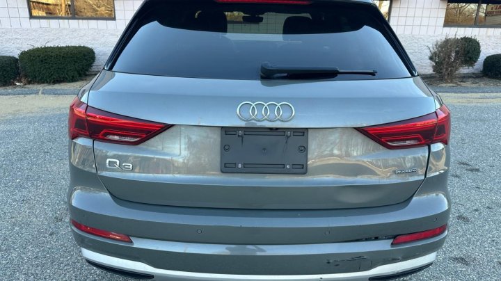 Audi Q3 PREMIUM 40 2021