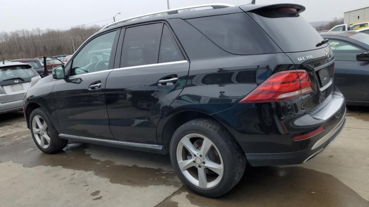 Mercedes-Benz GLE-Class 350 2016