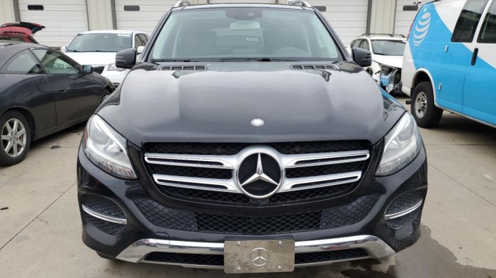 Mercedes-Benz GLE-Class 350 2016