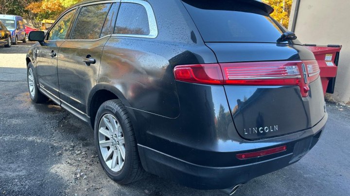 Lincoln MKT  2015
