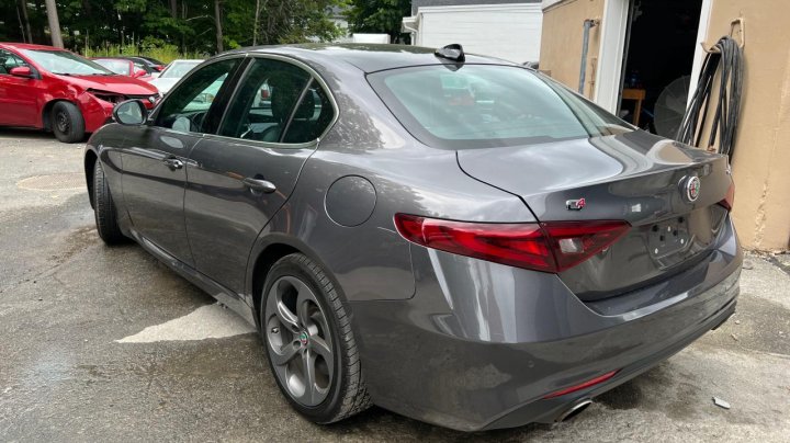 Alfa Romeo GIULIA TI Q4 2017