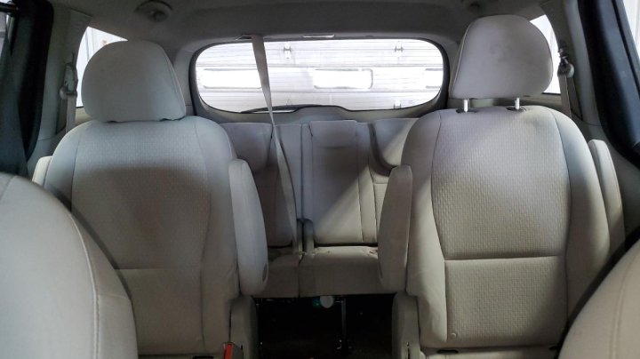 KIA Sedona L 2016