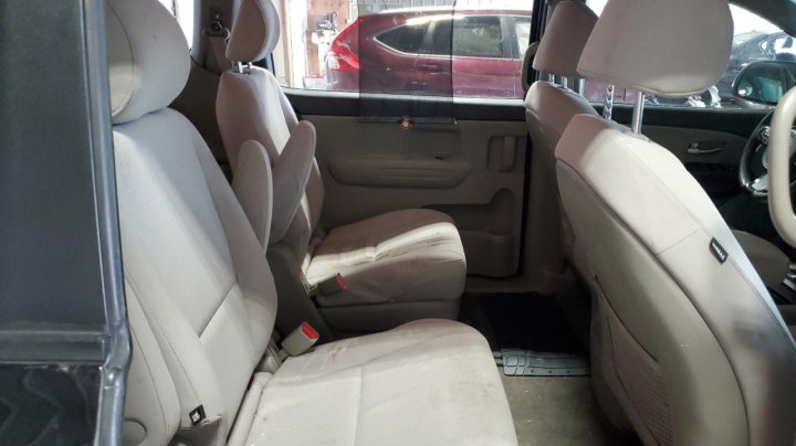 KIA Sedona L 2016
