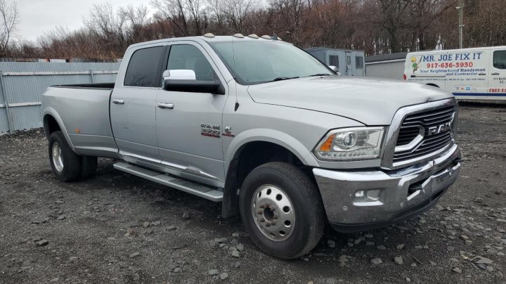 RAM 3500 LONGHORN 2017