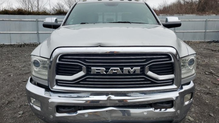RAM 3500 LONGHORN 2017