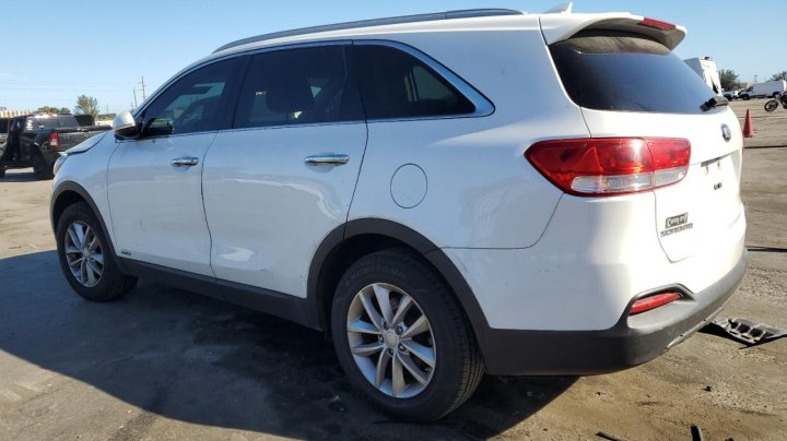 KIA Sorento LX 2016