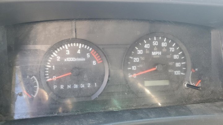 Isuzu NPR  2016