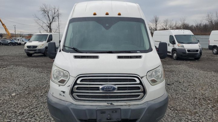 Ford TRANSIT T-350 HD 2015