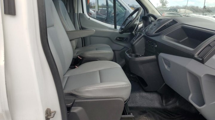 Ford TRANSIT T-250 2015