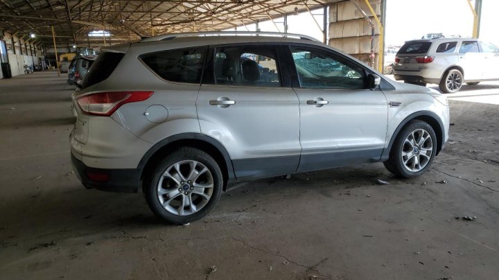Ford Escape TITANIUM 2016