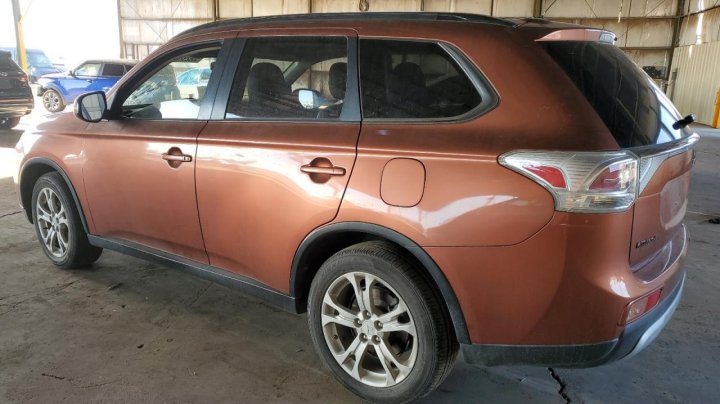 Mitsubishi Outlander SE 2015