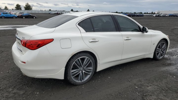 INFINITI Q50 PREMIUM 2016