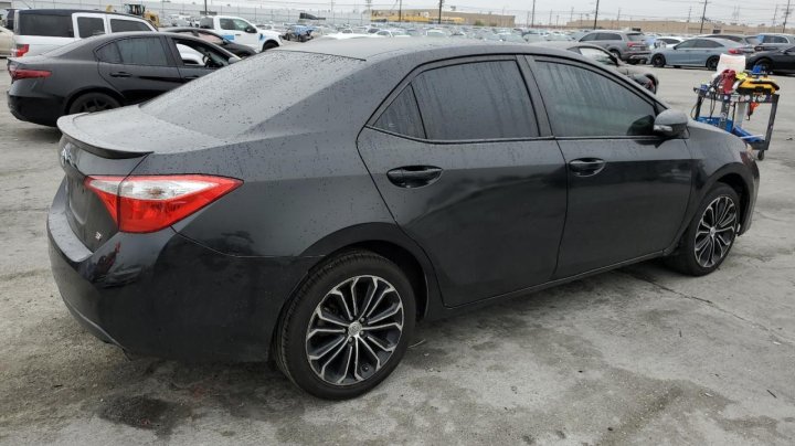 Toyota Corolla L 2016