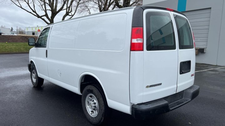 Chevrolet Express  2024
