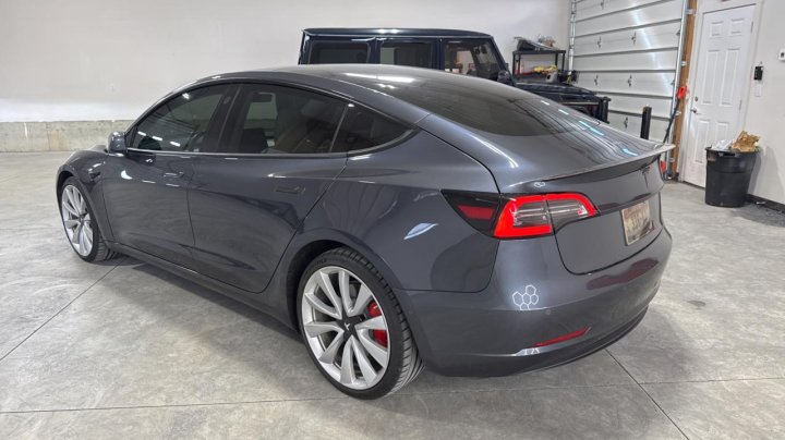 Tesla Model 3  2018